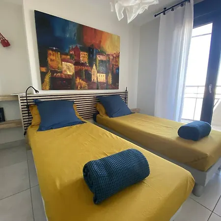 דירה De Luxe 4 Etoiles Avec Climatisation Et Parking A Canet-plage - Fr-1-750-74 *